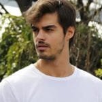 تعرف على بيرك أتان وكيف انتقل من عالم الأزياء إلى التمثيل، مع أبرز أعماله ومسيرته الفنية المميزة. تابع التفاصيل الحصرية هنا.